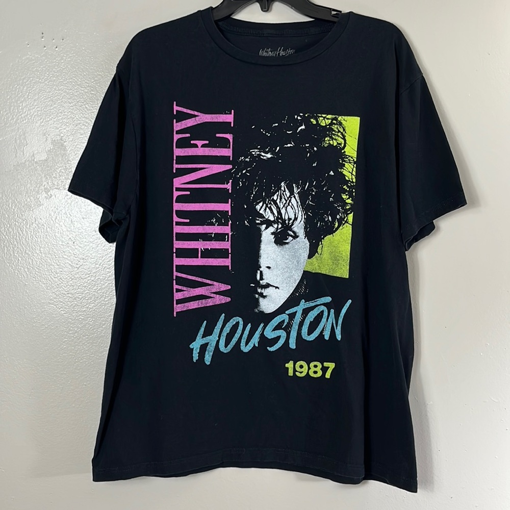 Whitney Houston tee shirt women’s L black/ green graphic